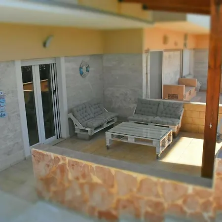 Seaside Meltemi דירה